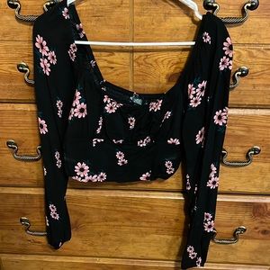 Wild Fable Crop Top. Size Medium.